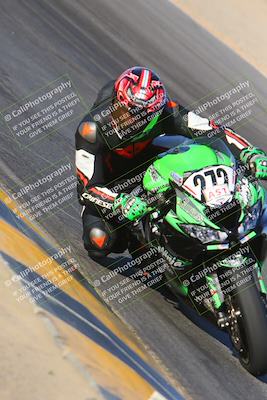 media/Dec-14-2023-Racers Edge (Thu) [[2b7ed58cb2]]/A Group/Session 5 (Turn 10 Inside)/